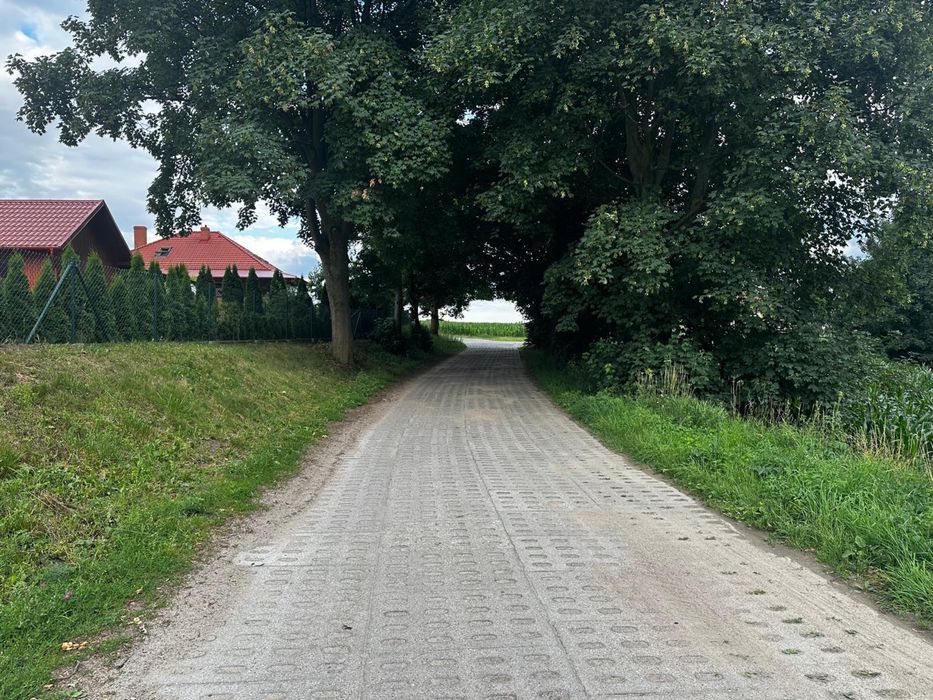Działka Lubichowo, Bory Tucho. koło Starogard GD. WZ, prąd i woda