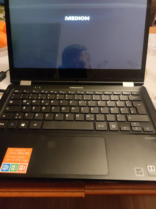 Laptop dotykowy Medion Akoya 13,6 cala