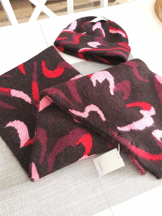 Reserved żakardowy komplet z wełną