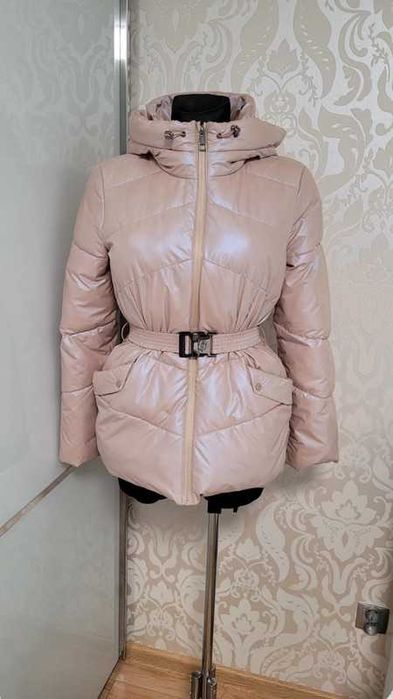 Kurtka z kapturem Mohito roz 34 36 zimowa, różowa/kremowa metaliczna,