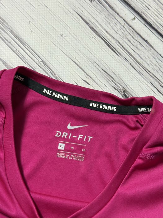 Nike футболка оригинал розовая размер xl running женская