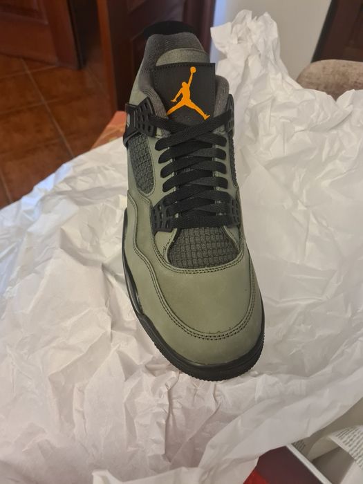 Sapatilhas novas (ainda em caixa). Nunca usadas. Preço negociável