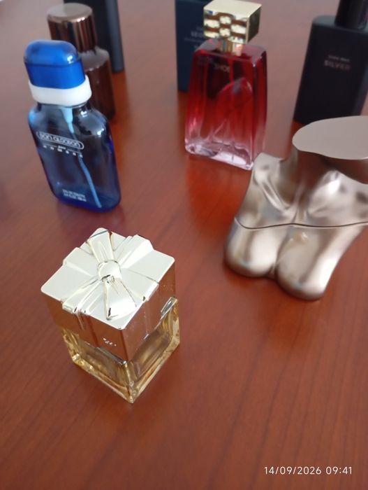Frascos perfumes vazios