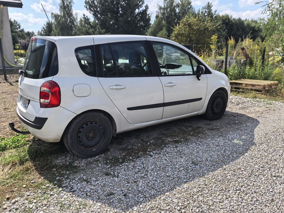 Uszkodzony Renault Grand Modus