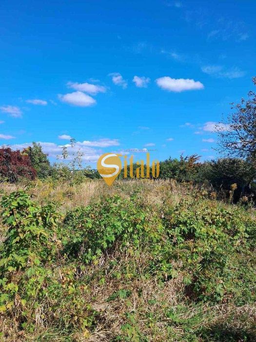 Крюківщина, 10 соток під забудову біля церкви, асфальт, комунікації