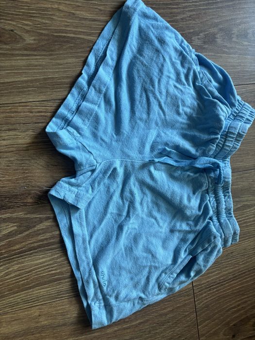 Krótkie spodenki rozm. 140 endo