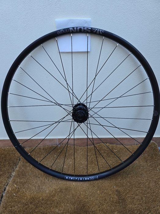 Rodas 29" Boost Sun Ringle Duroc30 (COMO NOVAS)