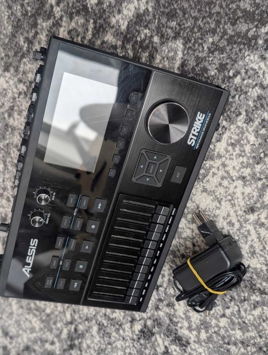 Барабанний модуль Alesis Strike Drum Module