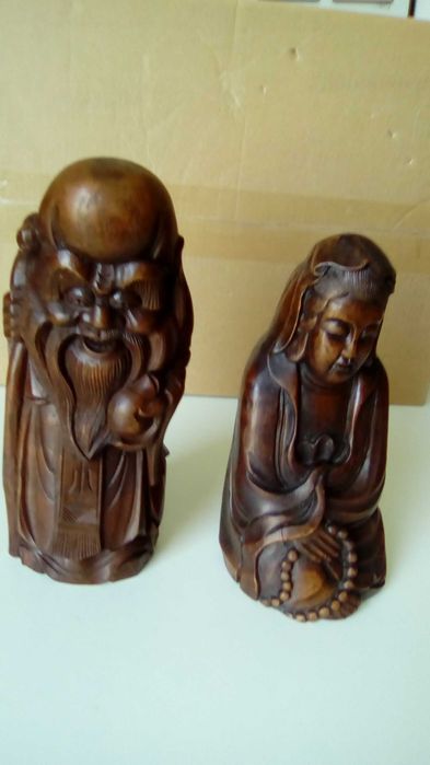 Budas em Madeira de Bambu