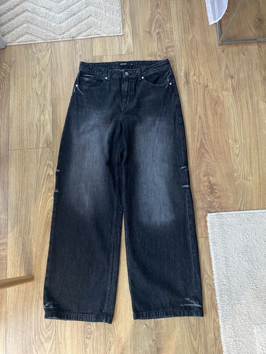 jeansy cropp czarne baggy