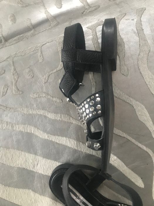 włoskie sandały MCQ