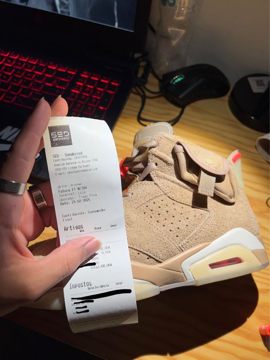 Travis Scott Jordan 6