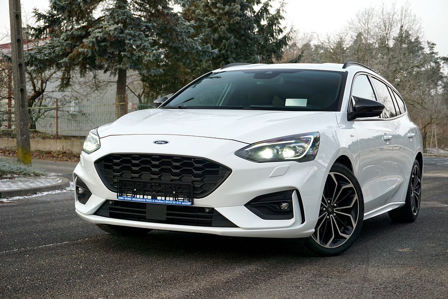 Ford Focus ST-Line 150KM*FullLed*Kamera*EL_KLapa+Fotel*HeadUP*Radar*Blis*KeylesGO