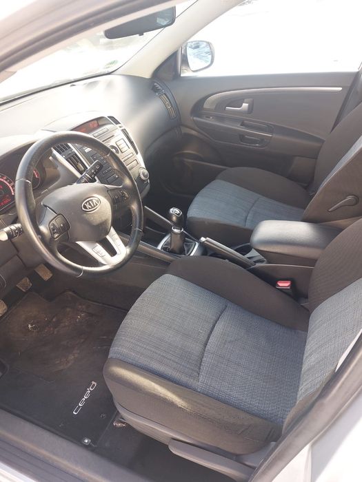 Sprzedam Kia Ceed 2010 roku