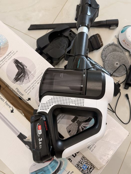 Пилосос ручний для дому Bosch BCS71HYG3