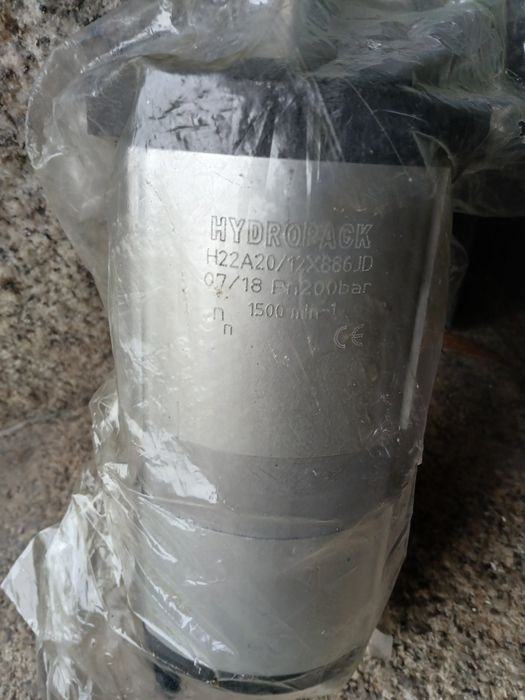 Bomba idraulica para trator nova