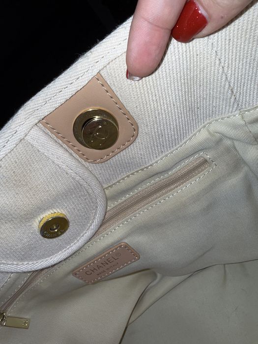 Mala Branca c/ Perolas Chanel