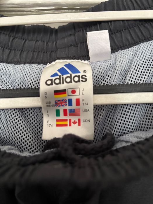 Спортивний костюм