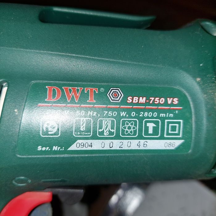 Дрель ударная DWT swm-750vs новая