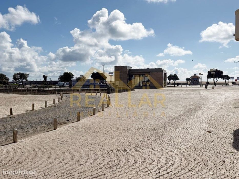 Apartamento Moderno a 50 metros da Praia - T1+1 de Design na Póvoa ...