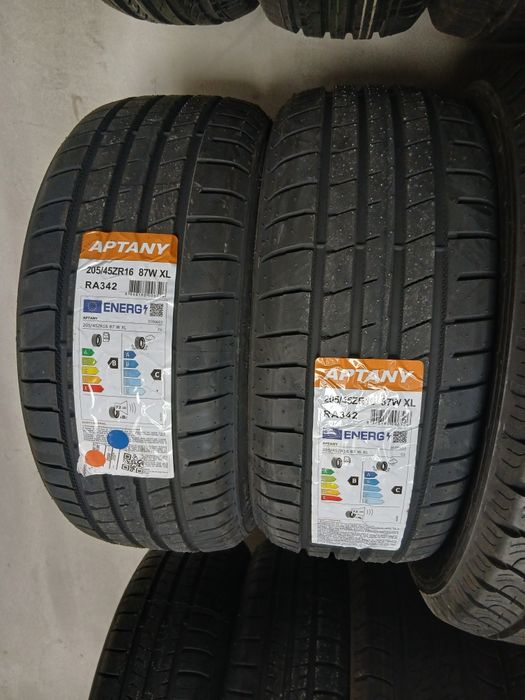 Pneus Novos 205/45R16