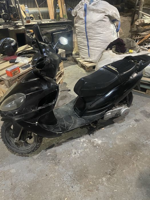 Скутер вайпер 125 кубиків