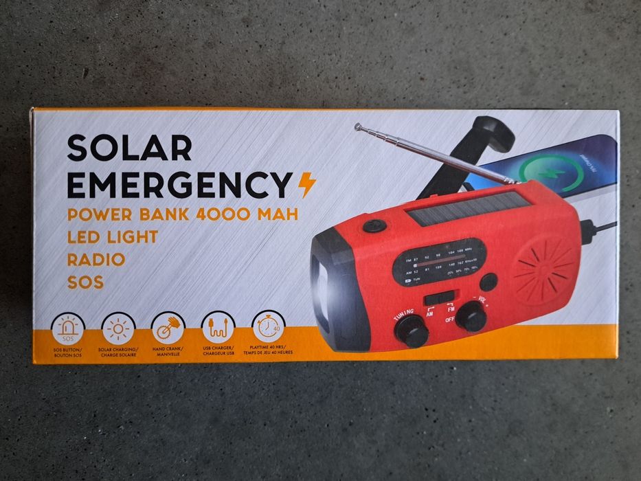 Radio tranzystorowe solarne Powerbank korbka 3 w 1
