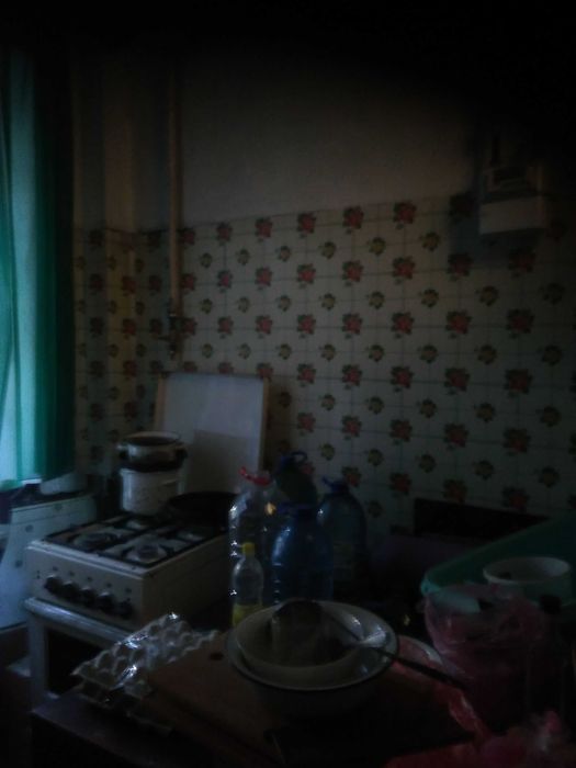 Продам кімнату 15м в 3к сталінці, м. Лук'янівська пішки 15хв. Без %