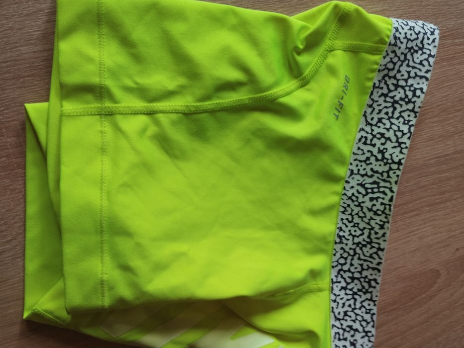 Spodenki sportowe Nike W kolorze żółtym  Brak metki