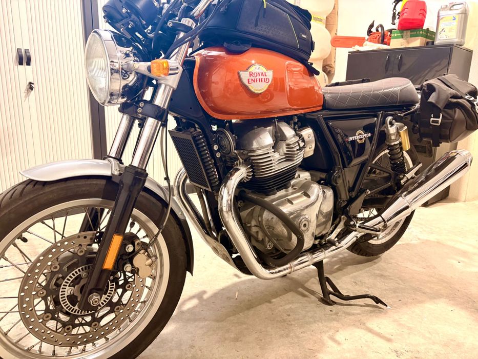 Royal Enfield Interceptor 650 Orange Crush