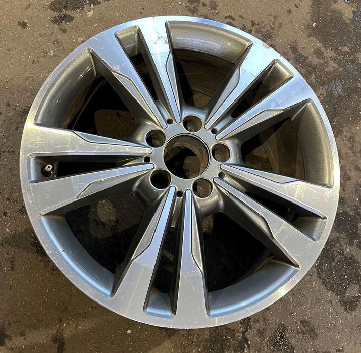 Mercedes E klasa W212 Felga A2124015702 8,5 18 ET 48