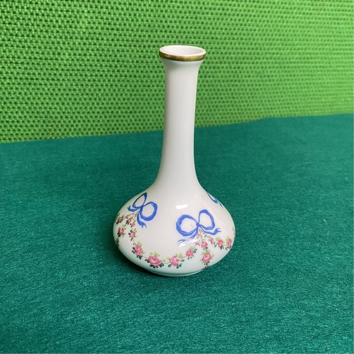 Conjunto de jarras antigas