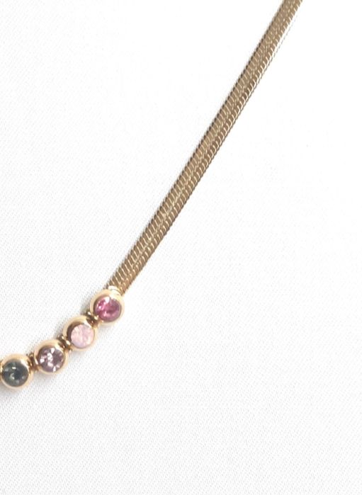 Colar em aço inoxidável com zircónia coloridas