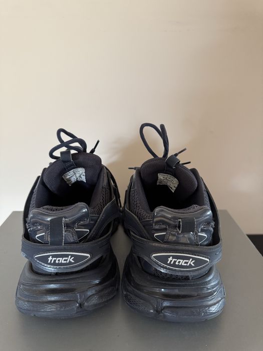 Balenciaga Track