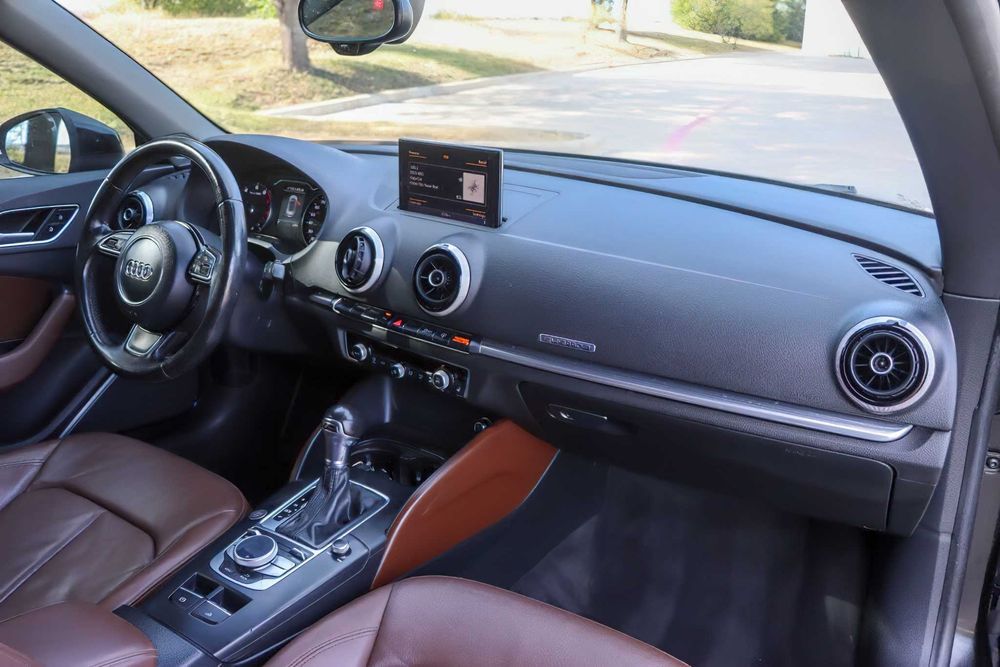 Audi A3      2015