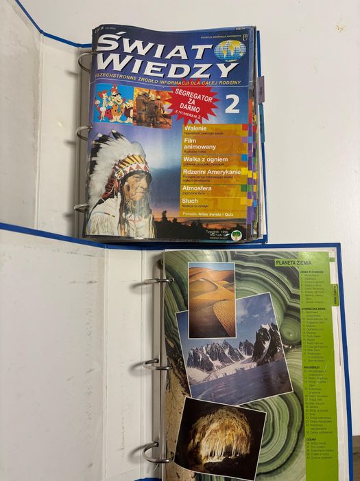 Świat wiedzy 4 segregatory