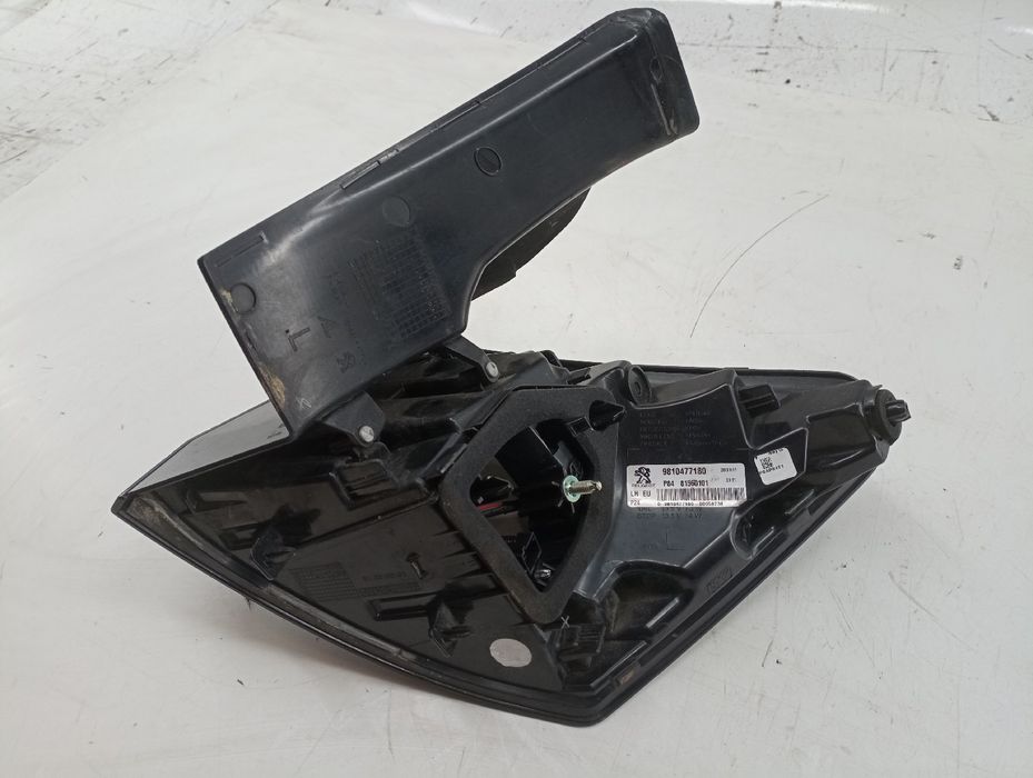 Farolim Stop Esquerdo - PEUGEOT 3008 SUV (M_) | 16 -