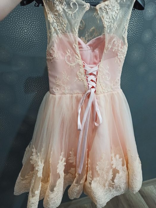 Sukienka PRETTY WOMEN r.36/38