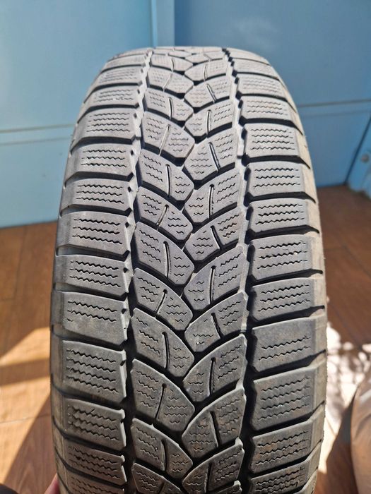 Opony zimowe 185/65 R15, Firestone Winterhawk 3 komplet