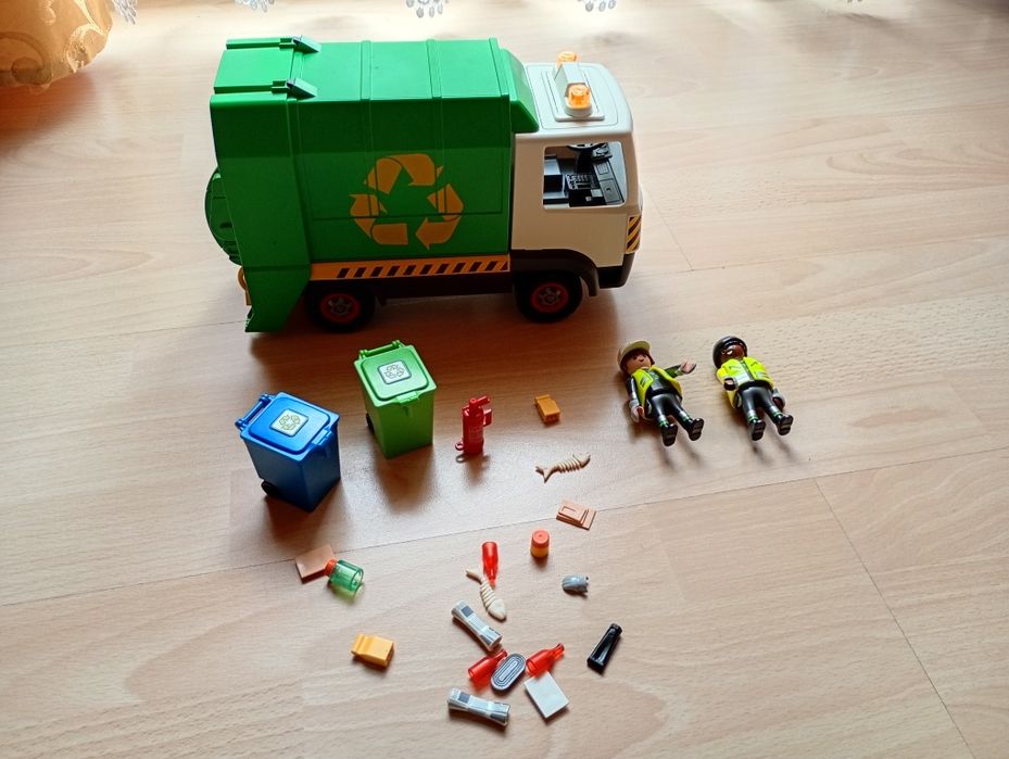 Śmieciarka Playmobil