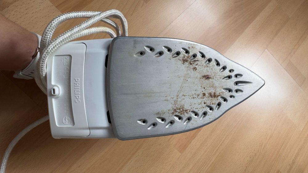 Żelazko firmy Philips GC 1705