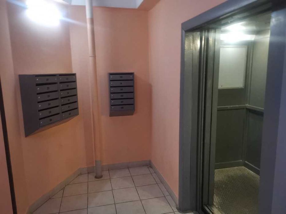 Подобово, 4к.квартира, вул. Л. Лукьяненко (Тимошенко 13А), м. Мінська