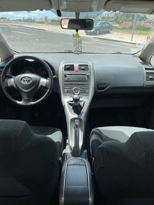 Toyota Auris 100.000km Um DONO