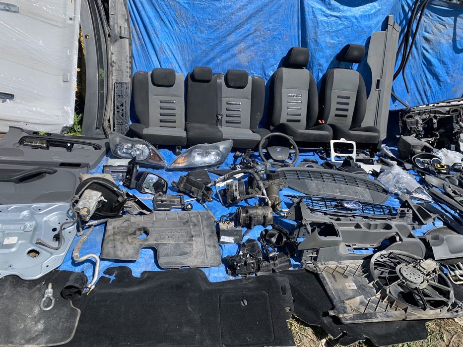 Сидінь з підігрівом для Форд Фокус 2010р