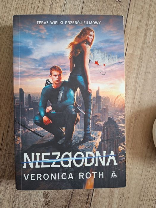 Niezgodna Veronica Roth
