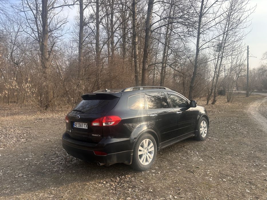 Субару Трібека 2008 року