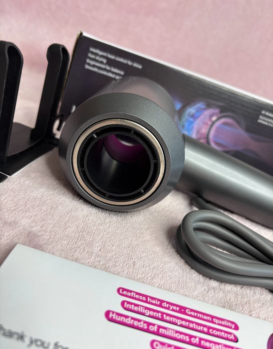 Фен Dyson Дайсон