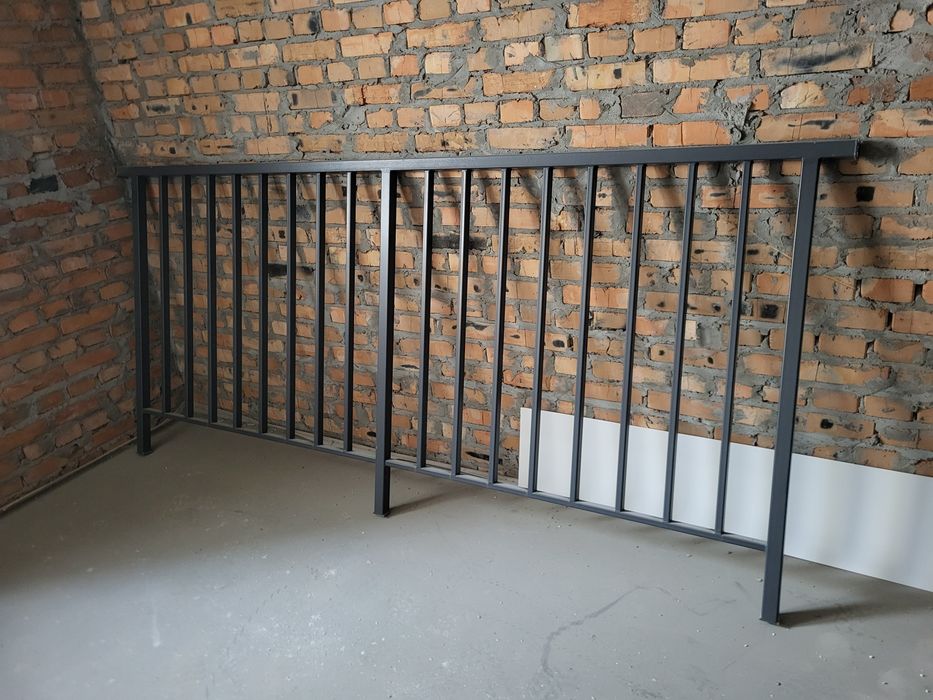 Металеві перила (поручні)