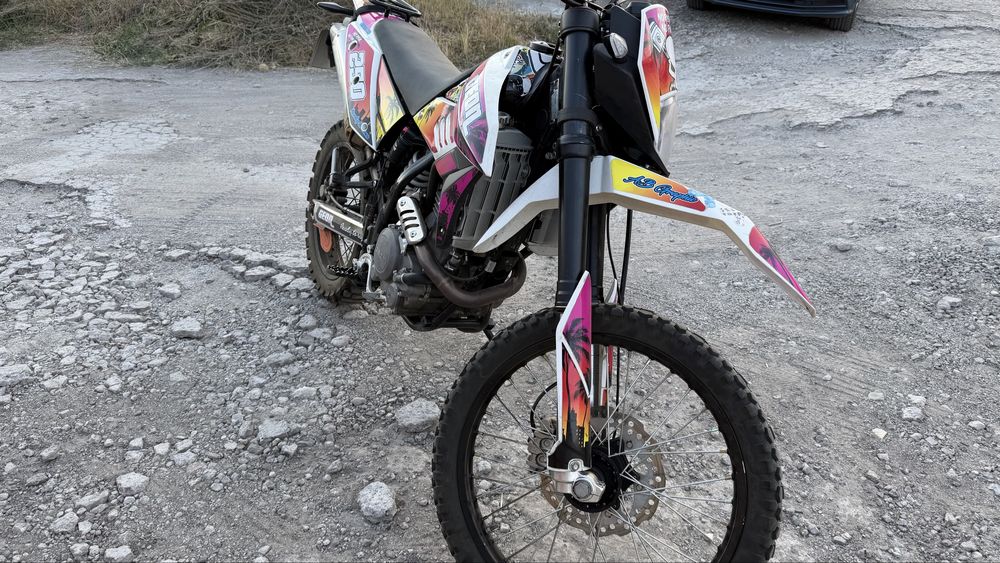 Продам Geon Dakar TwinCam 250