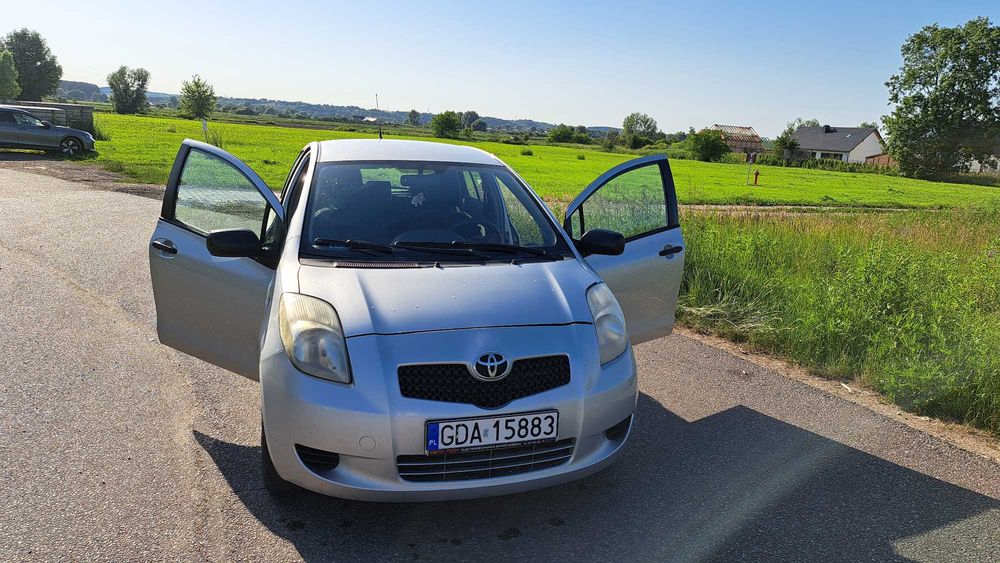 Sprzedam Toyotę Yaris